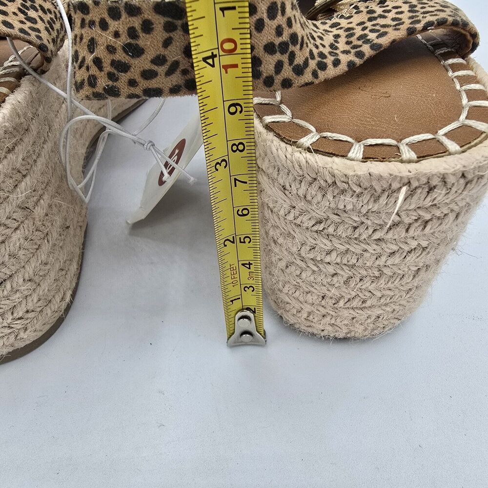 Size 10 Universal Thread Morgan Leopard Print Esp… - image 8
